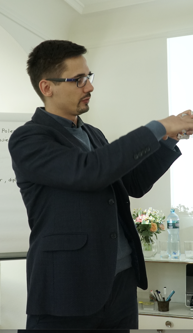 team.members.mateusz.name - team.members.mateusz.role